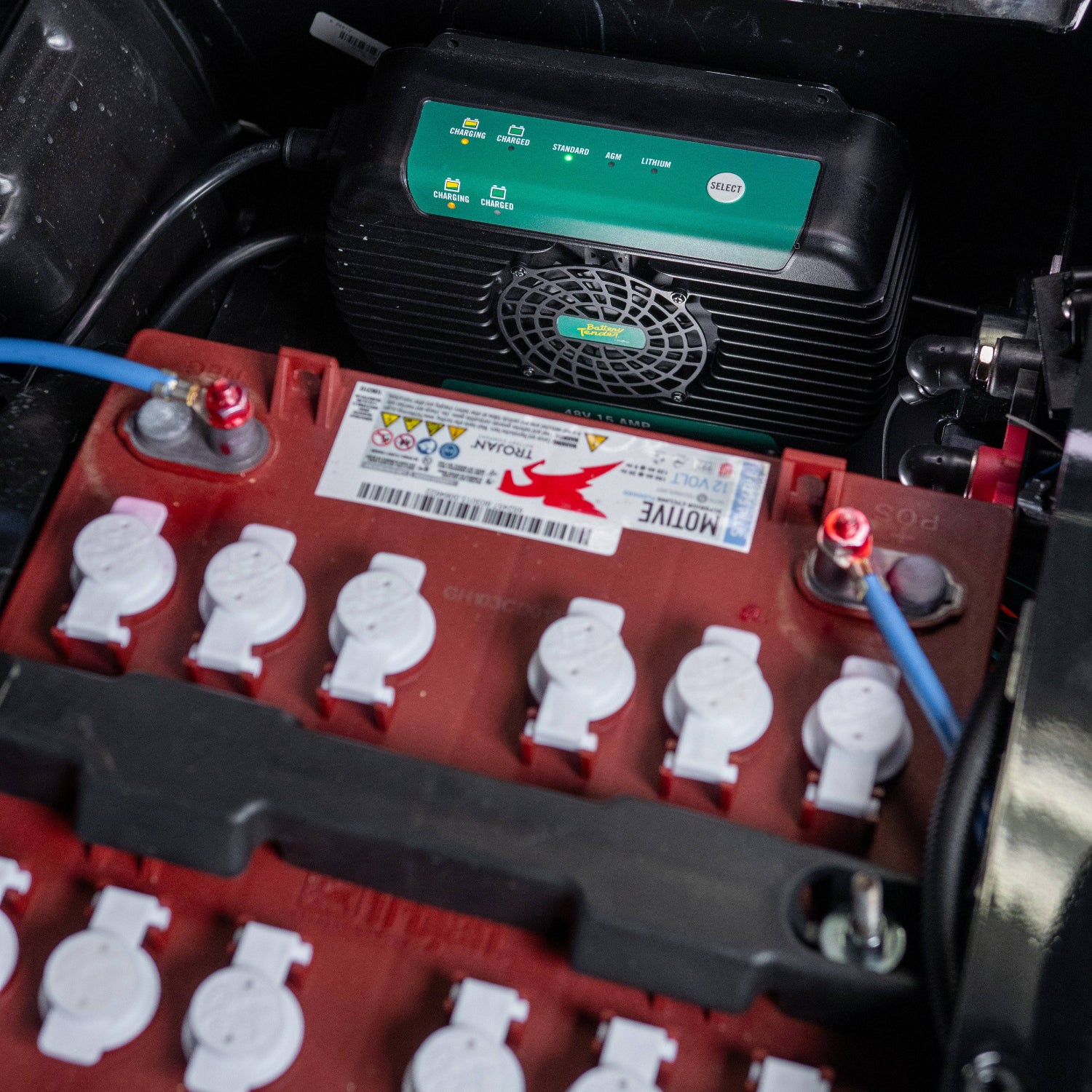 PowerPlus 24V 20 AMP On-Board Battery Charger and Maintainer - Battery Tender®