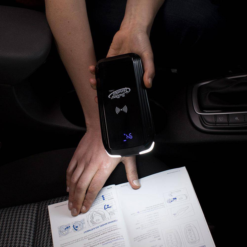 1000 AMP Jump Starter - 8000mAh Power Bank - Battery Tender®