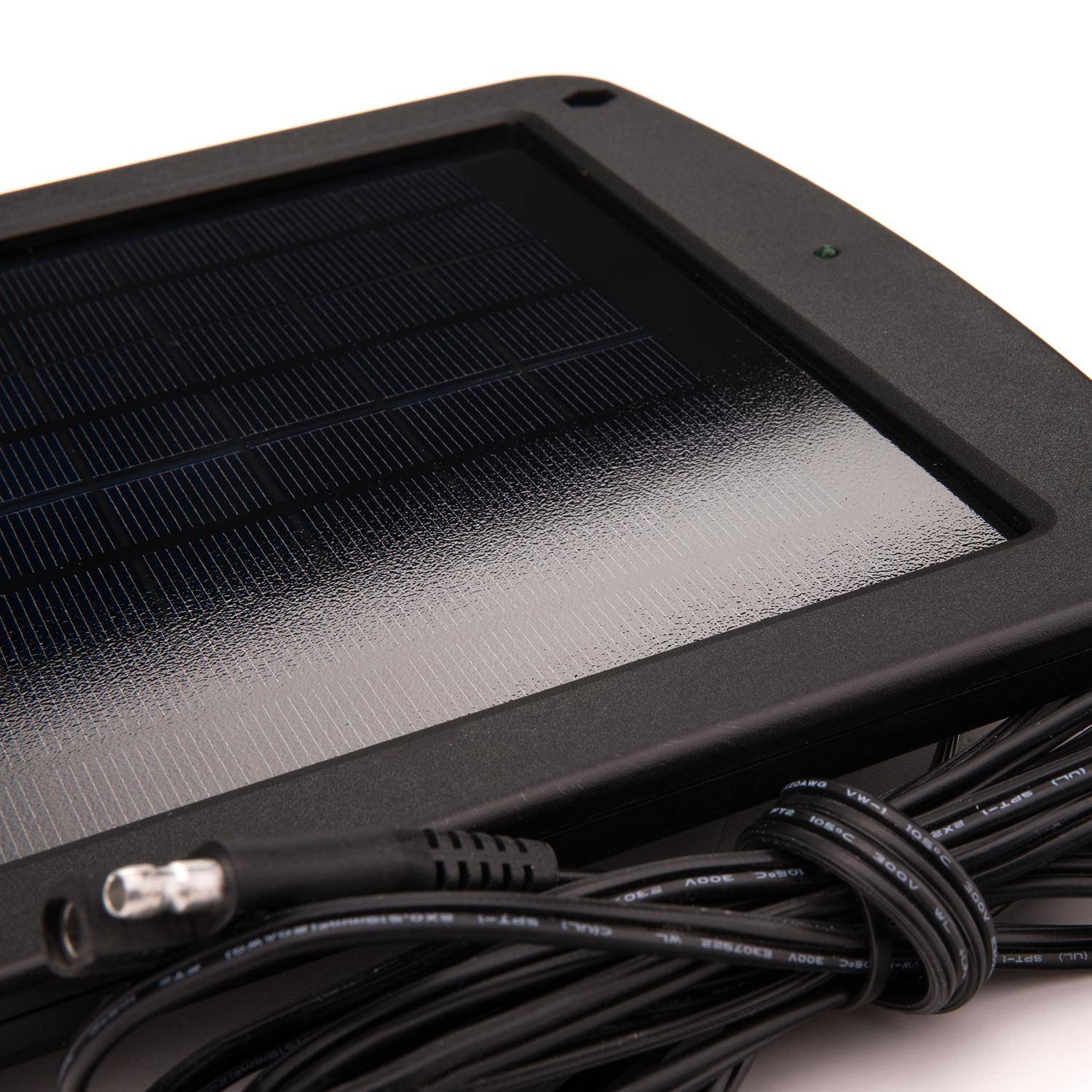 5 Watt Solar 12V Battery Charger with Windshield Mount - Battery Tender®