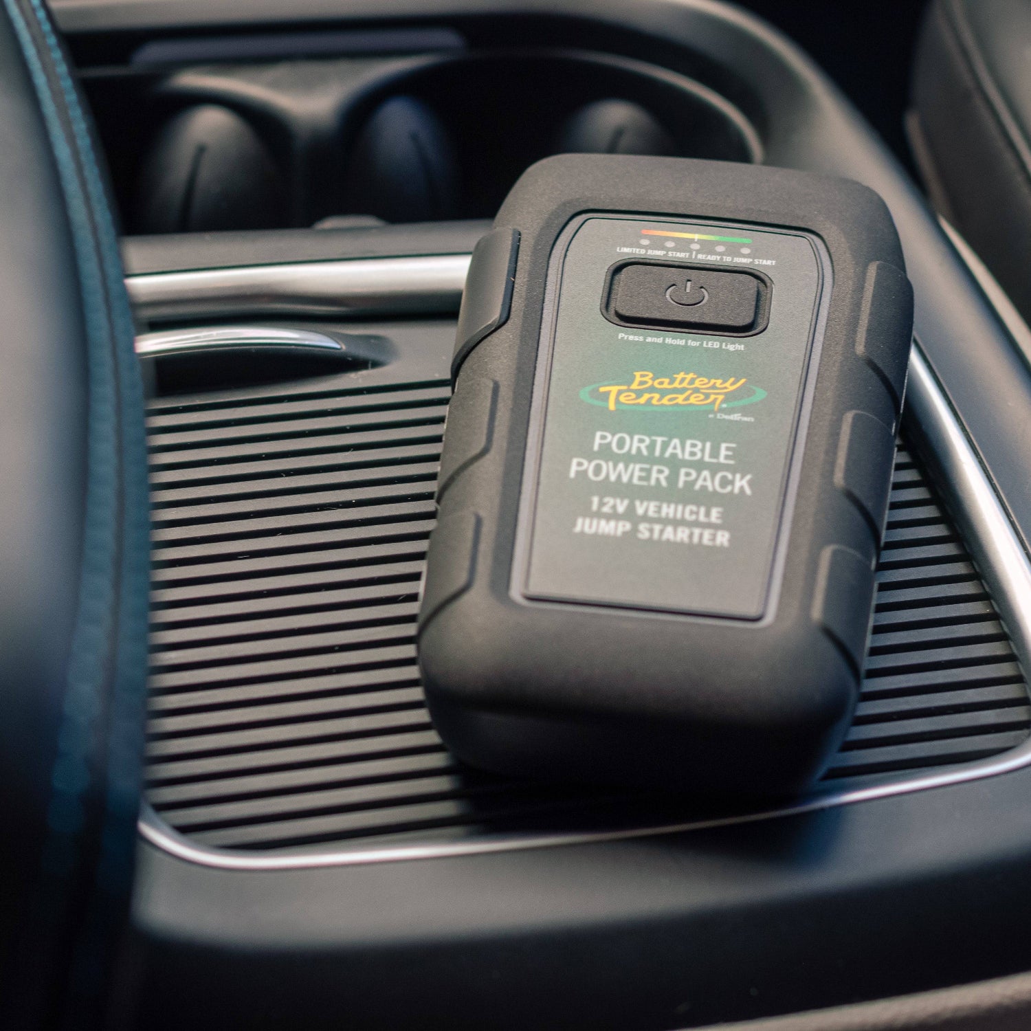 600 AMP Jump Starter - 6400 mAh Power Bank - Battery Tender®