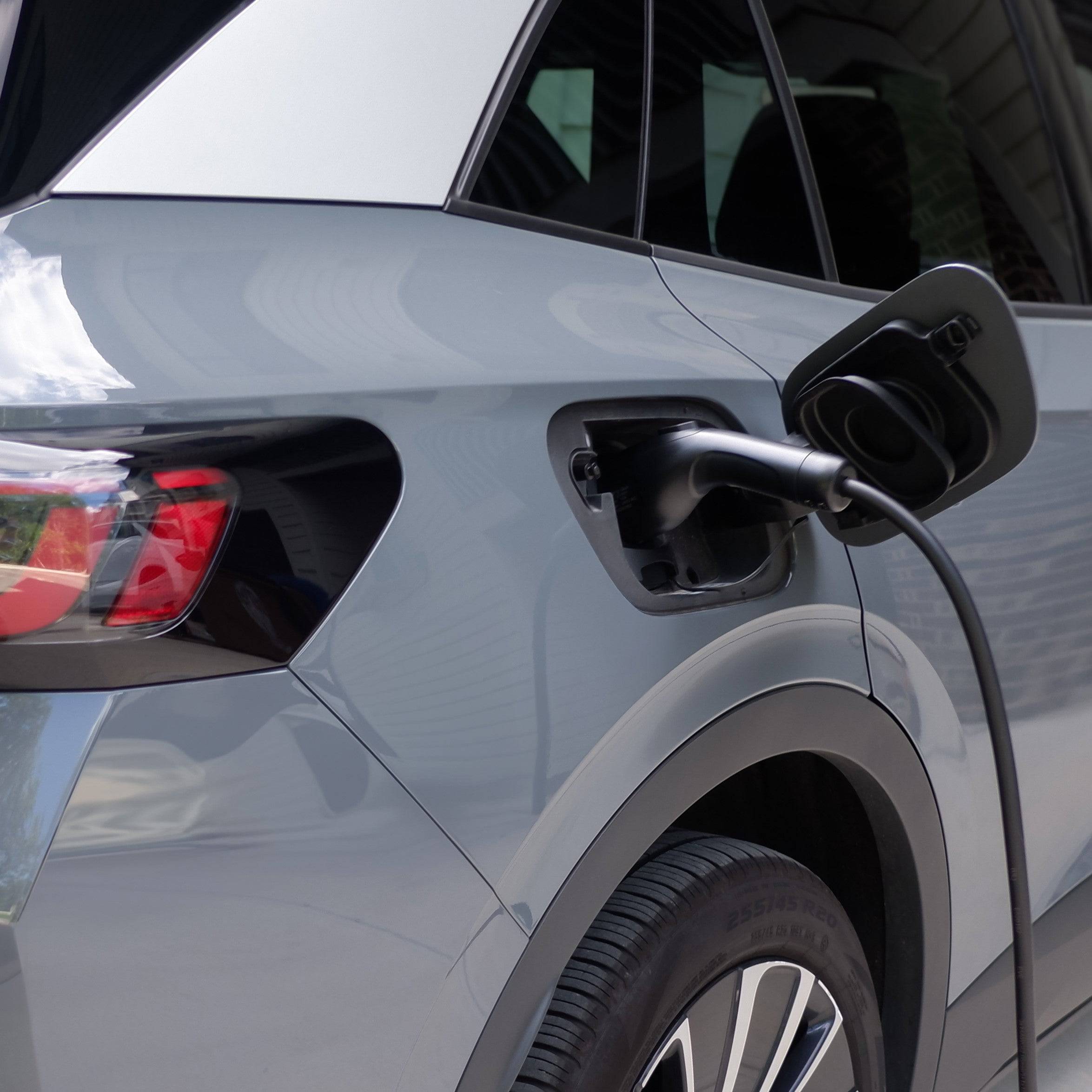 eCharge 40 AMP, Level 2 Mountable Indoor Outdoor EV Charger - Battery Tender®